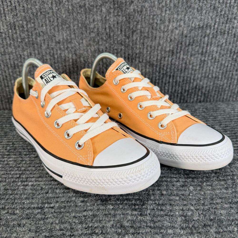 Converse Chuck Taylor All Star Men 7 Women 9 Peach Low Top Canvas Sneakers